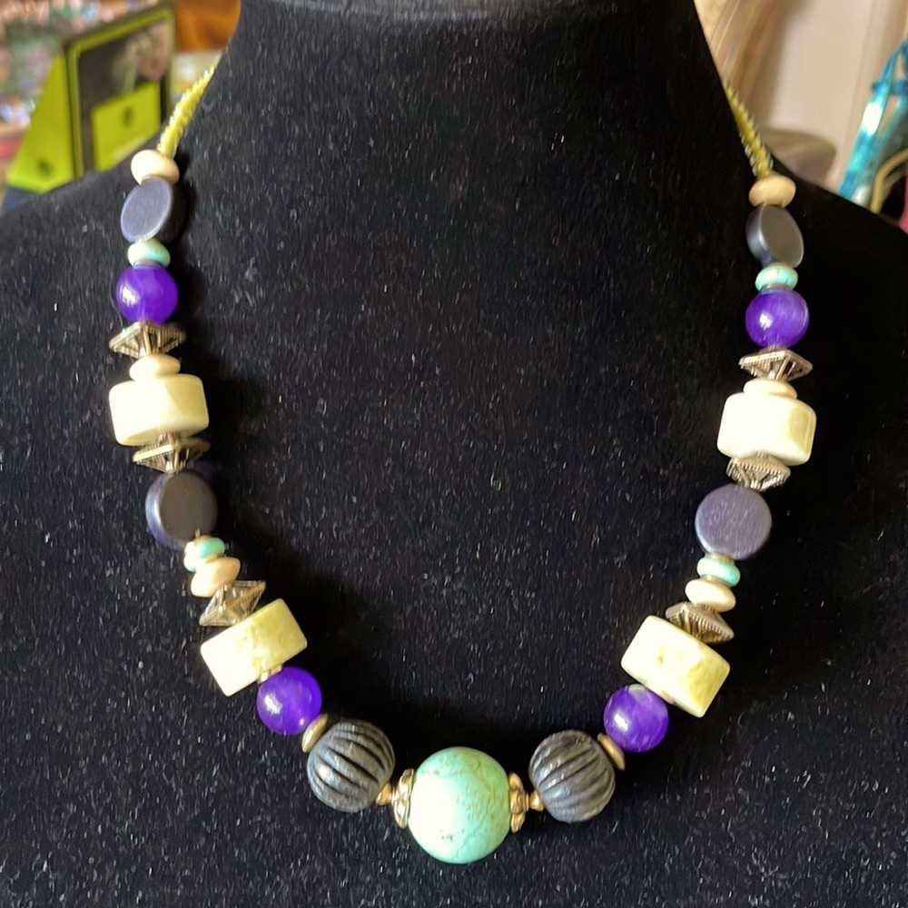 Carol Kent original semi precious beads 21” with an ext of three inches necklace